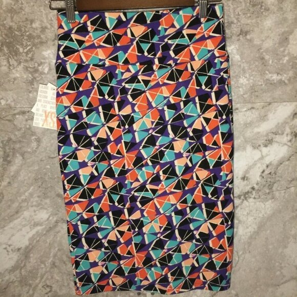 LULAROE NWT Size XS Extra Small Cassie Skirt - Picture 2 of 4